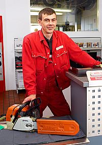 Bester Service in der Nienburger Motorgeräte-Werkstatt