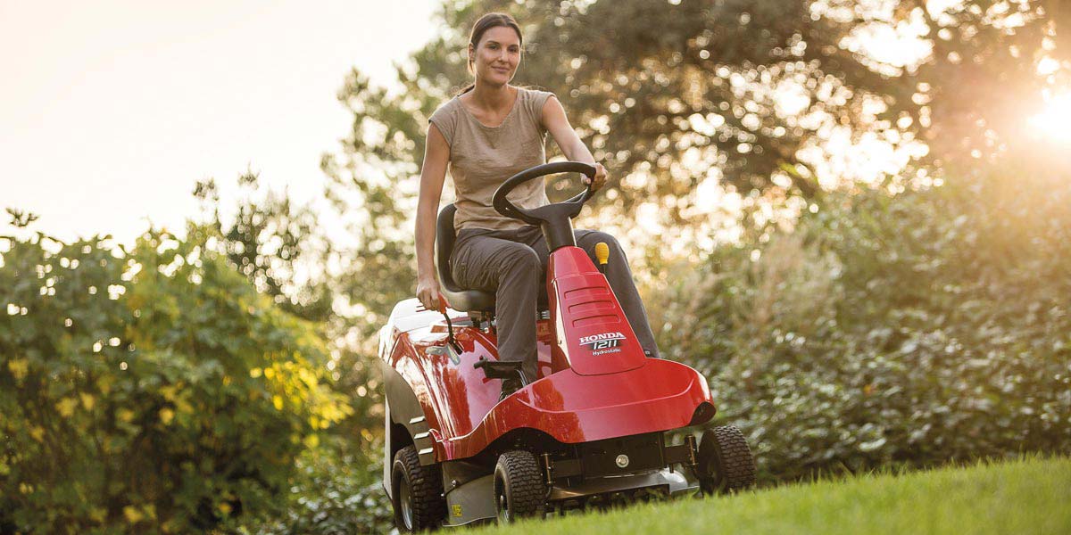 HONDA Rasentraktoren bei Deterding