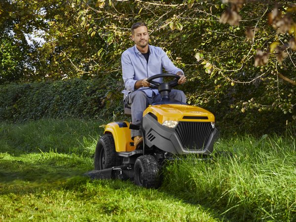 Rasentraktor Tornado