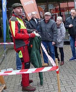 Sicherheitsberatung der DEULA zu Schnittschutzkleidung