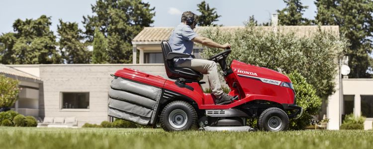 HONDA Rasentraktoren bei Deterding