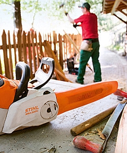 Macht viel Holz - die Akku-Motorsäge MSA 220 C von STIHL
