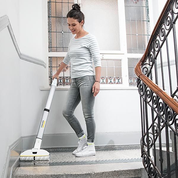 Der Hartbodenreiniger FC 3 Cordless