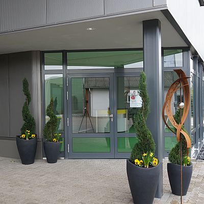 Herzlich Willkommen im neuen Betriebsgebäude